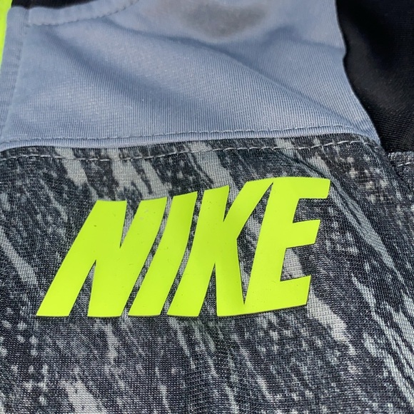 Nike Little Boys Outerwear Light Jacket Size 3T Black Grey Green - Picture 2 of 9